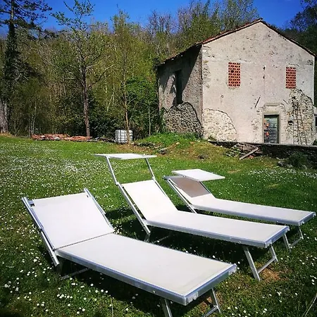 Di Là Dall'acqua Alloggio per agriturismo Fivizzano
