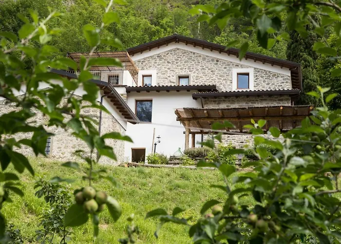 Farma Di La Dall'acqua